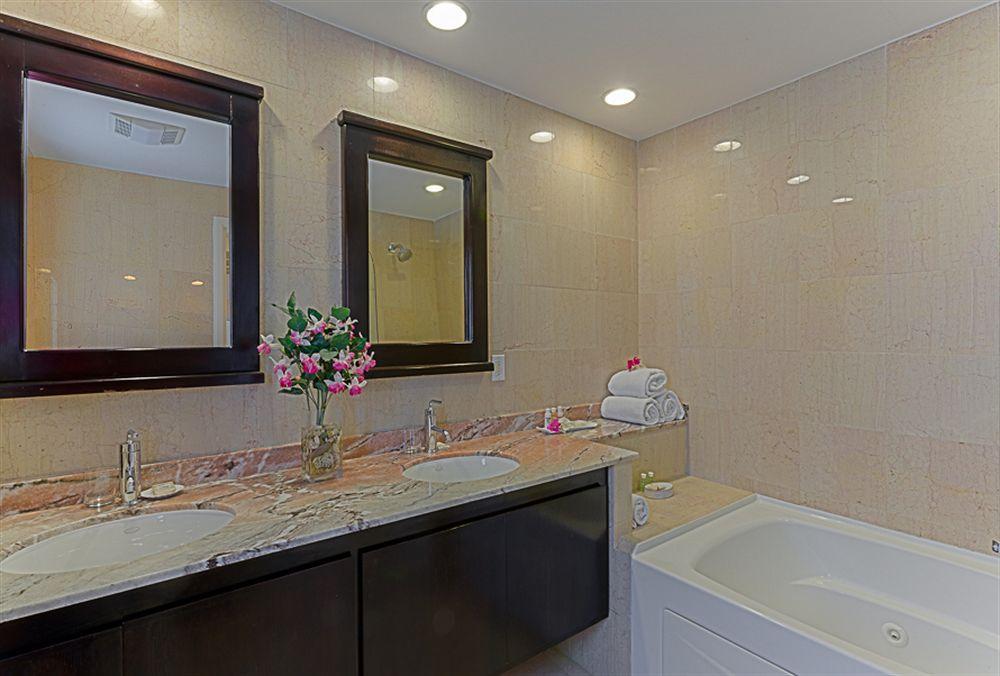 Princess Heights Luxury Condo Hotel Oyster Pond Exteriér fotografie
