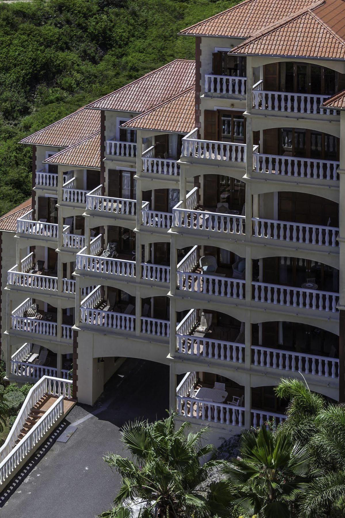 Princess Heights Luxury Condo Hotel Oyster Pond Exteriér fotografie
